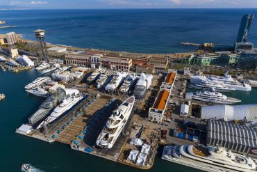 Vista aérea de las instalaciones de MB92 en el Port de Barcelona.