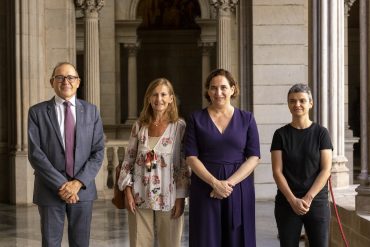 Jordi Òliva (ICF), Rosario Casero (ICO), Ada Colau y Lucía Martín