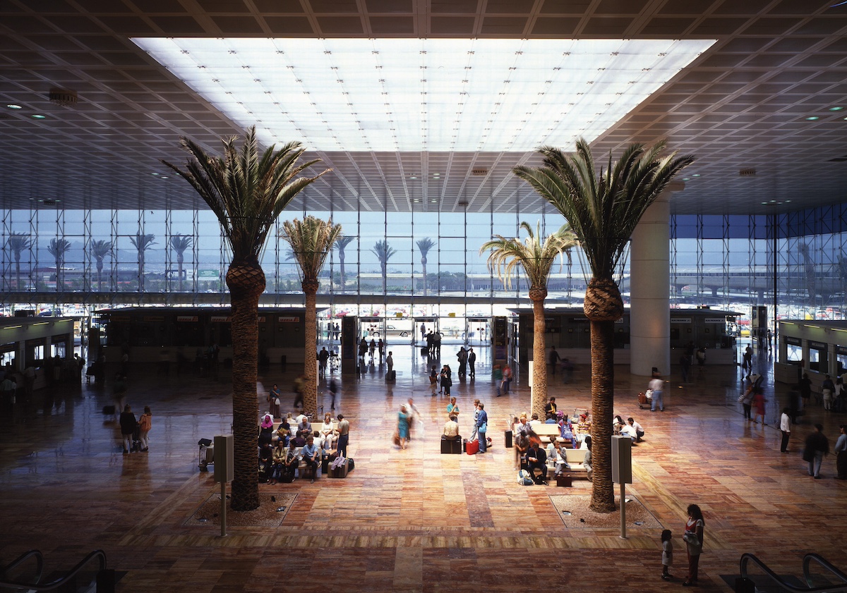 Hall Terminal A Aeropuerto de Barcelona