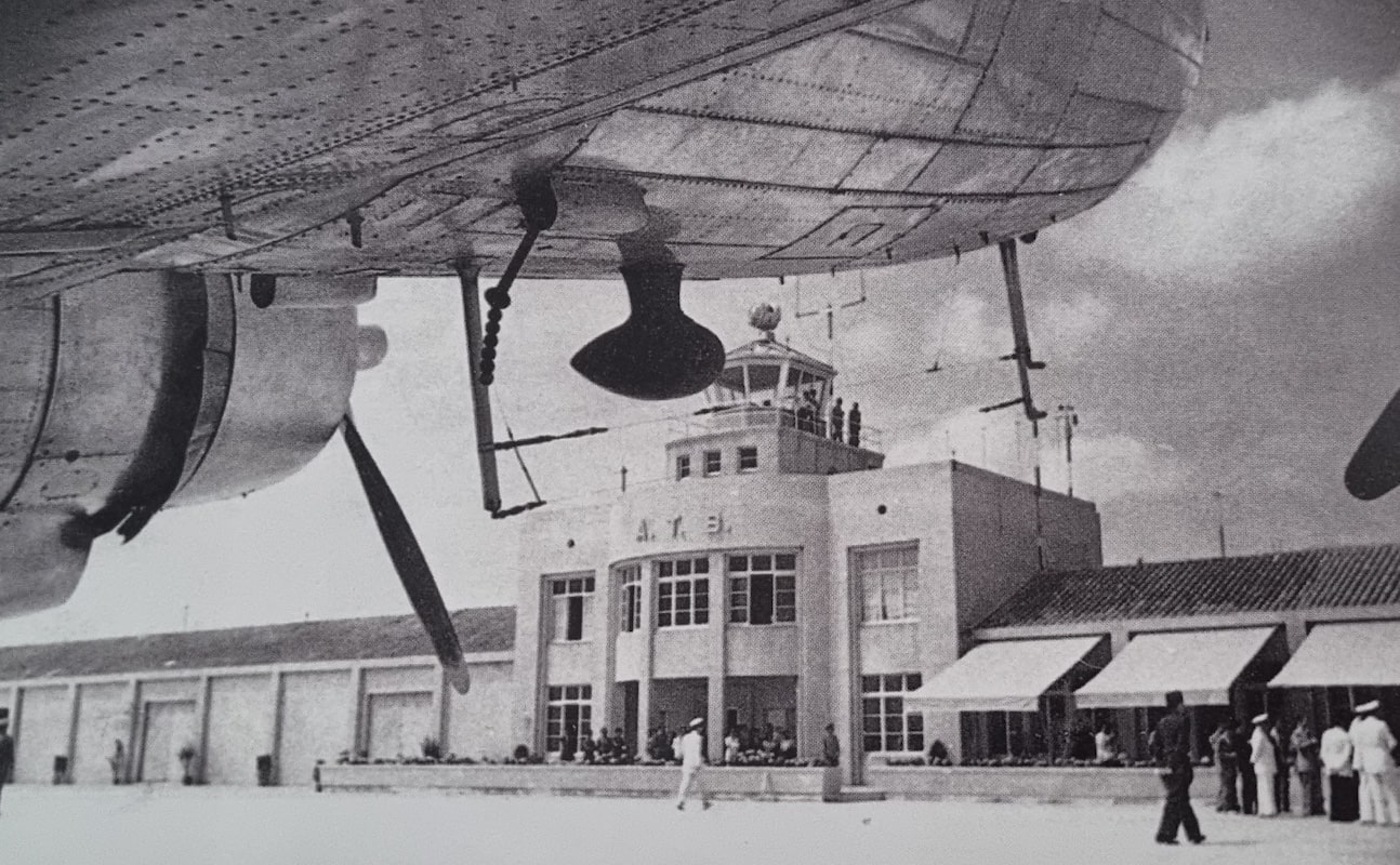 Terminal de pasajeros del Prat inaugurada en 1949.