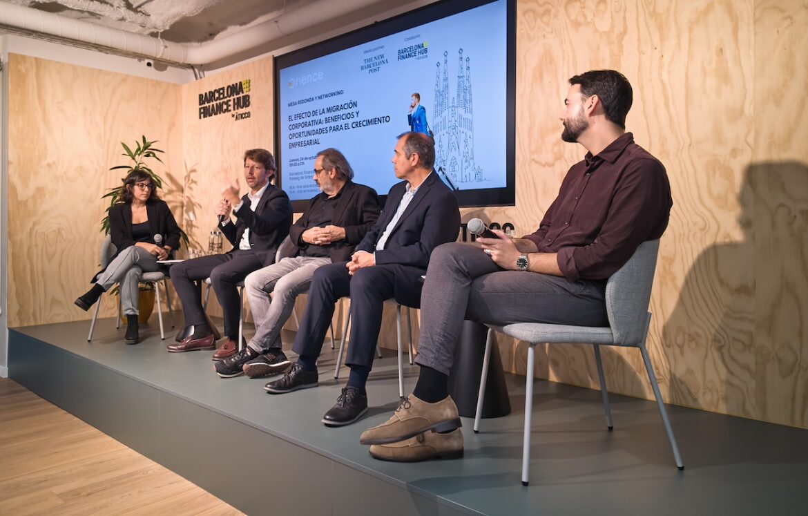 Debate en el Barcelona Finance Hub sobre migración corporativa.