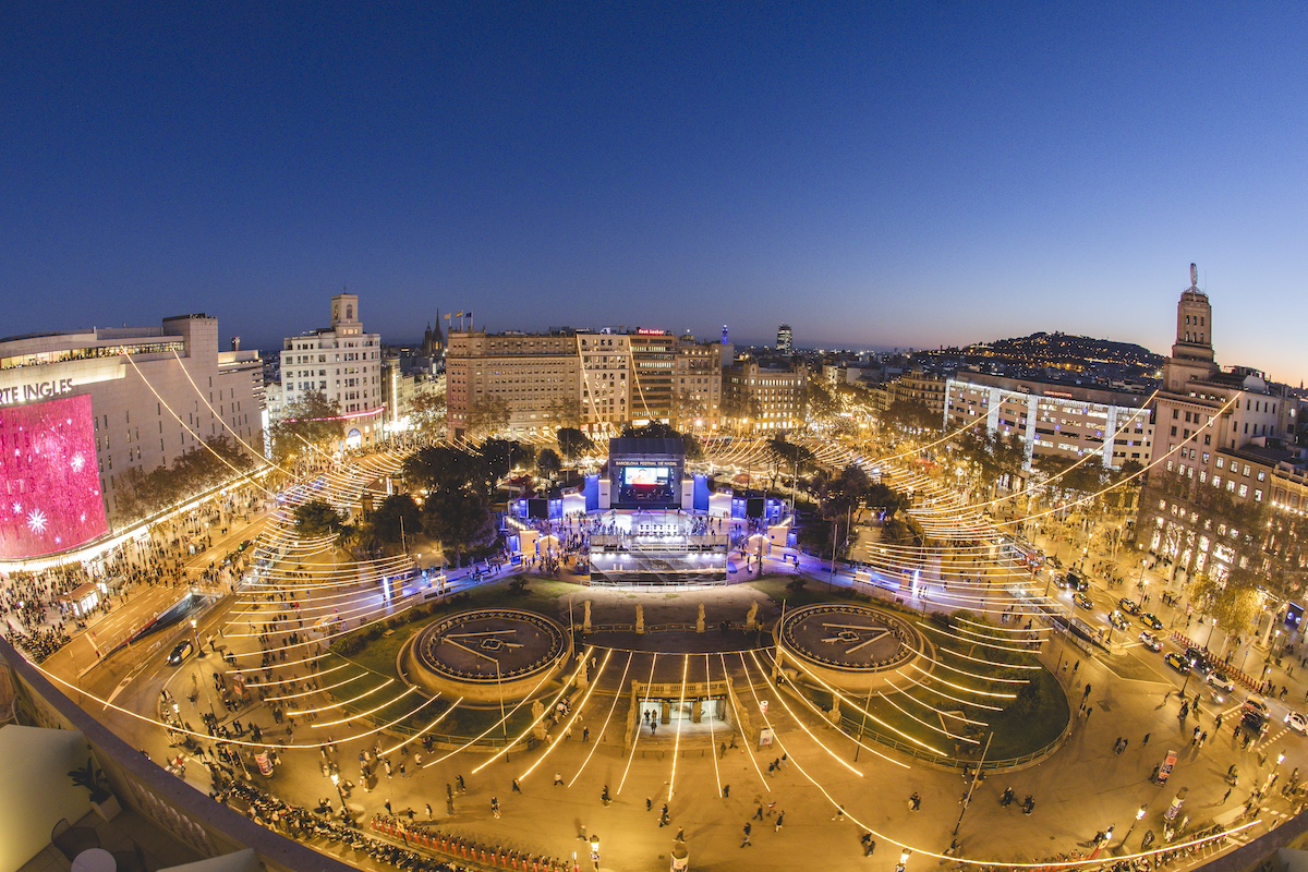 Plaza Catalunya de Barcelona en Navidad. 