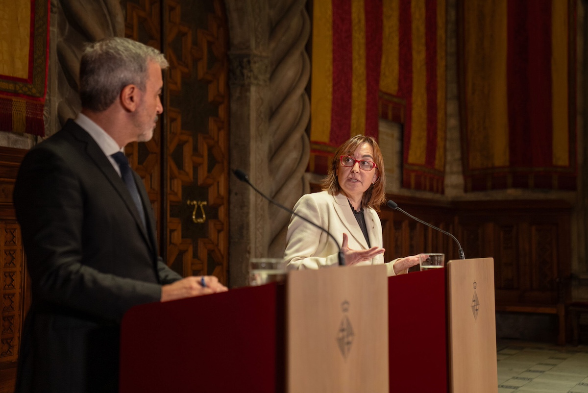 El alcalde Jaume Collboni y la consellera Sílvia Paneque. 