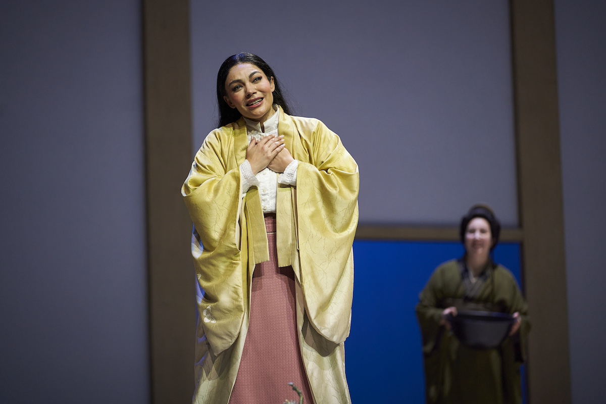 Madama Butterfly 